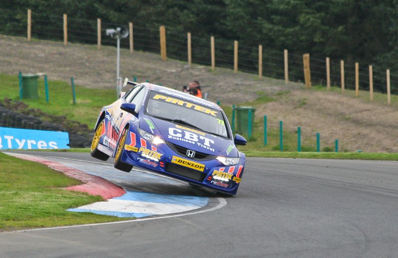 BTCC_races_Knockhill_August_26th_2012.jpg