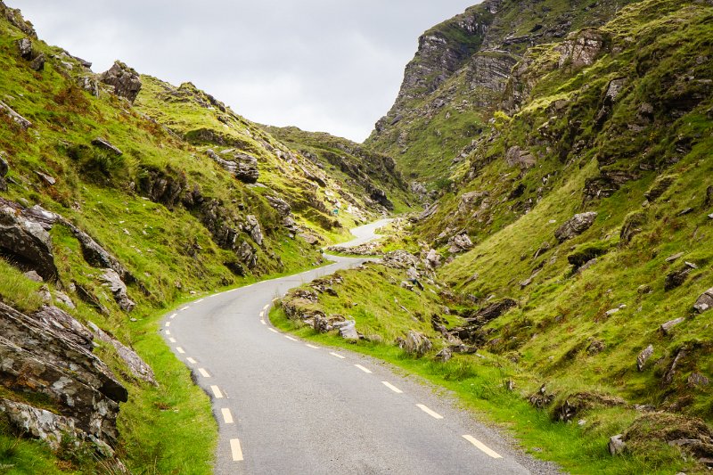 Ballaghbeama Gap, County Kerry.jpg